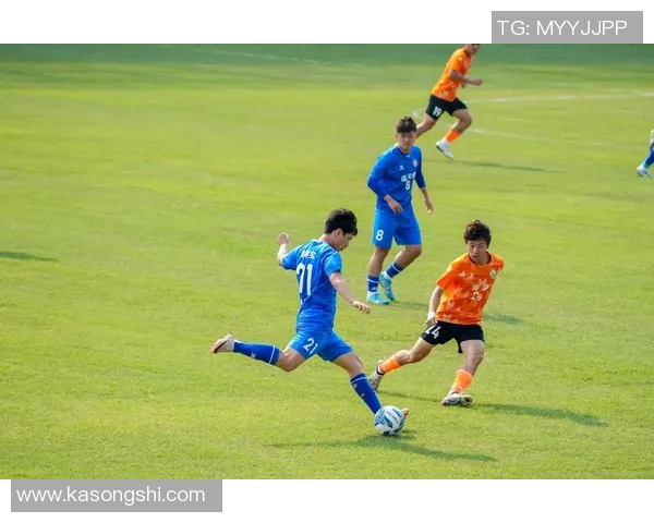 当足球巨星与篮球传奇相遇在同一场地的精彩瞬间与友谊故事