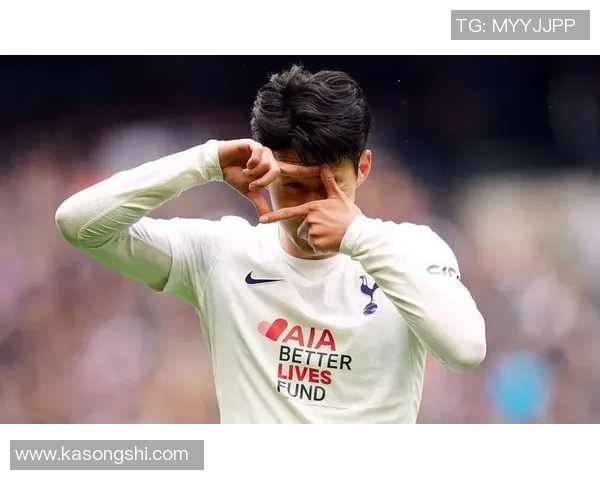 外号二娃的足球明星如何在绿茵场上书写传奇人生